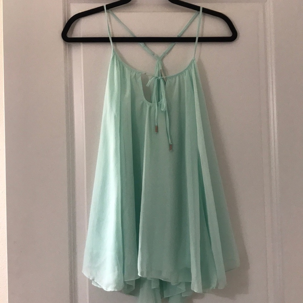 Flowing tank top